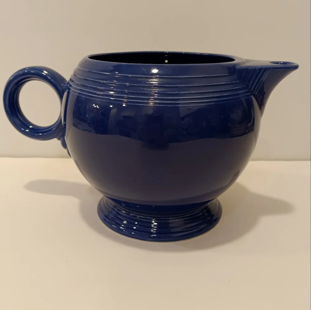 Fiestaware Vintage Homer Laughlin Round Pitcher/Tea Pot Cobalt Blue